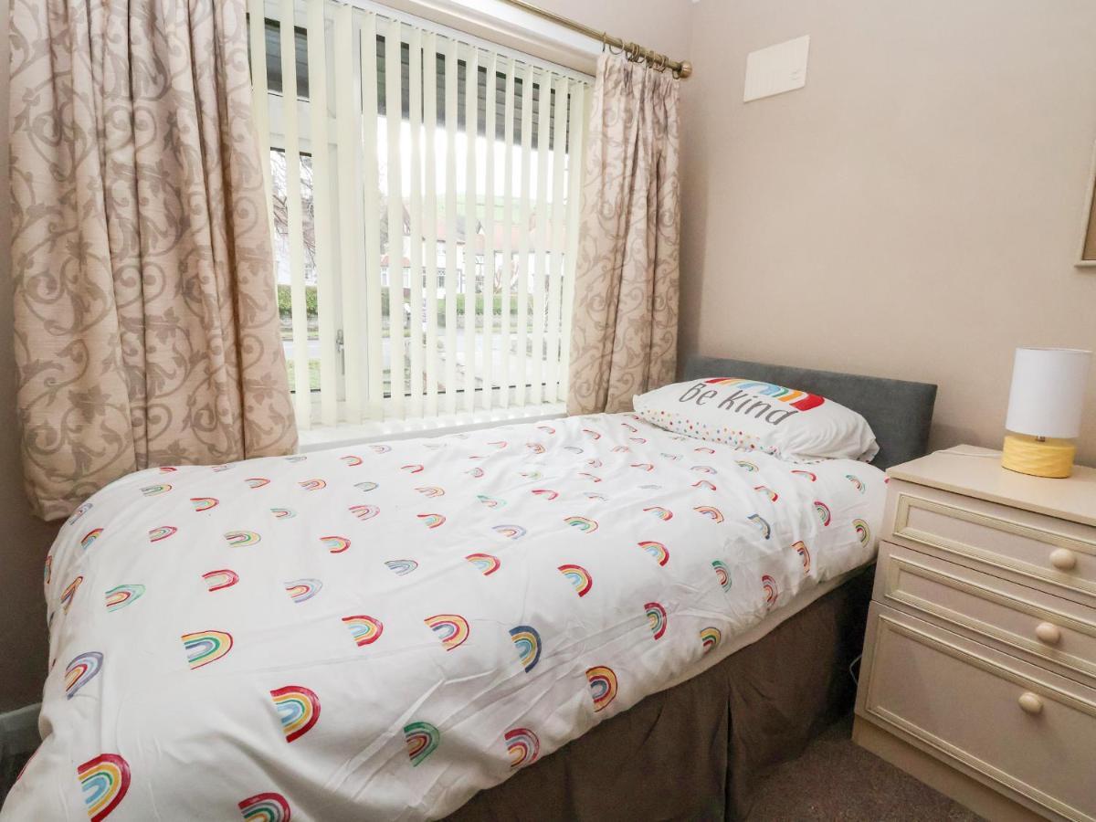 Villa The Hollies à Prestatyn Extérieur photo