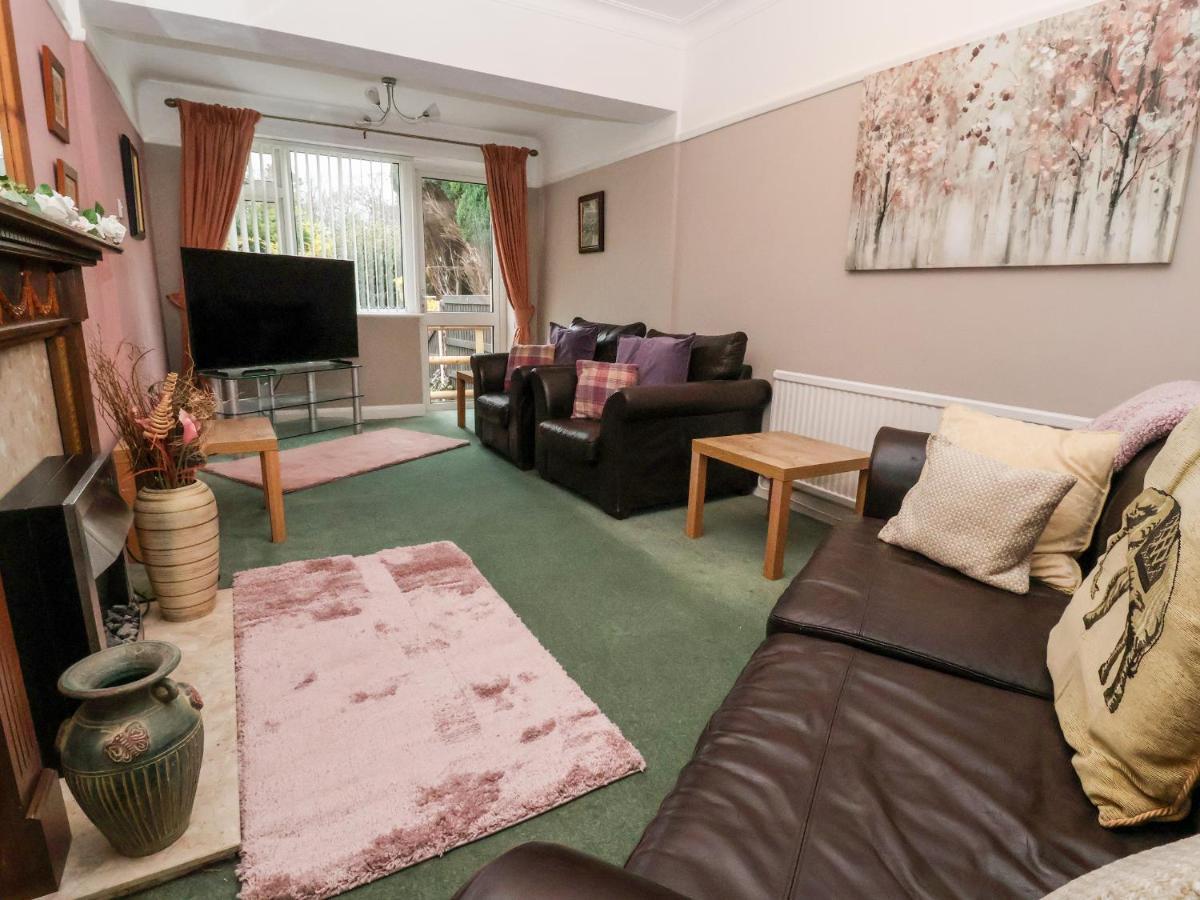 Villa The Hollies à Prestatyn Extérieur photo